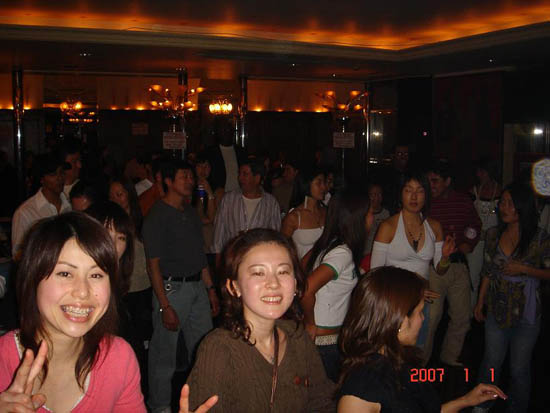 new years party 27